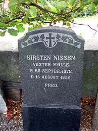 Langs kirkemuren 525
